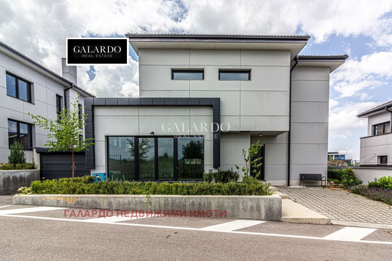 Продава КЪЩА, гр. София, Драгалевци