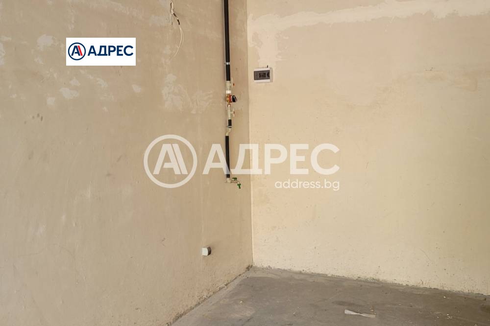 Продава ГАРАЖ, ПАРКОМЯСТО, гр. Варна, Център, снимка 4 - Гаражи и паркоместа - 55204486