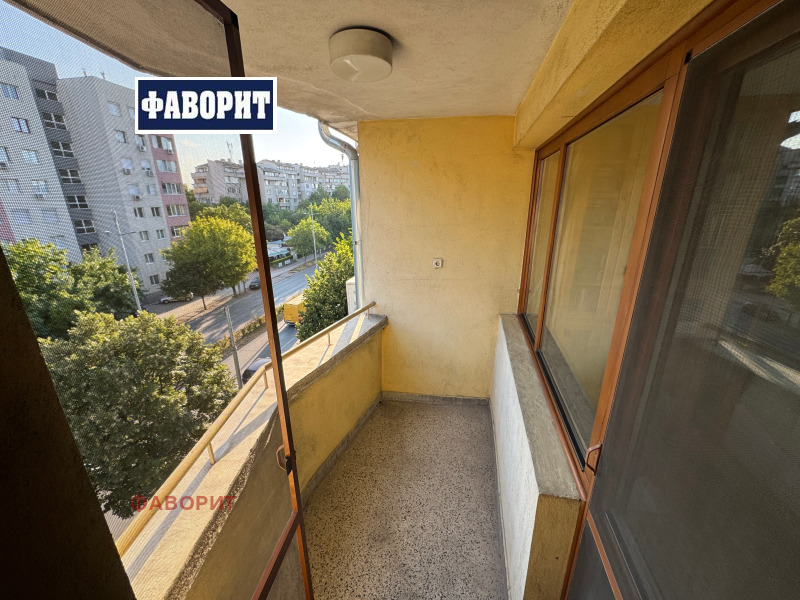 Продава  2-стаен град Пловдив , Въстанически , 63 кв.м | 52147997 - изображение [13]