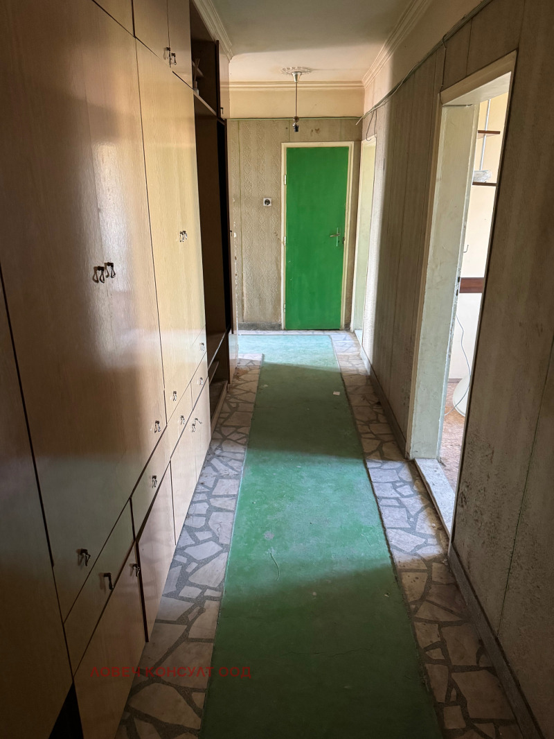 Продава  2-стаен град Ловеч , Център , 86 кв.м | 33518521 - изображение [3]