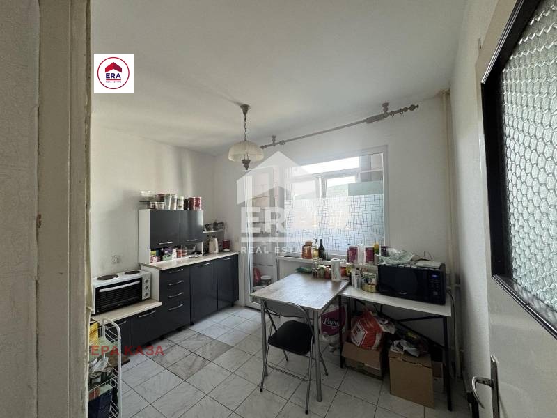 Продава 3-СТАЕН, гр. Сливен, Българка, снимка 6 - Апартаменти - 52682659