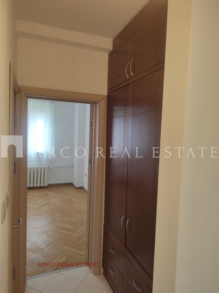 Продава 4-СТАЕН, гр. София, Изток, снимка 8 - Апартаменти - 56720142