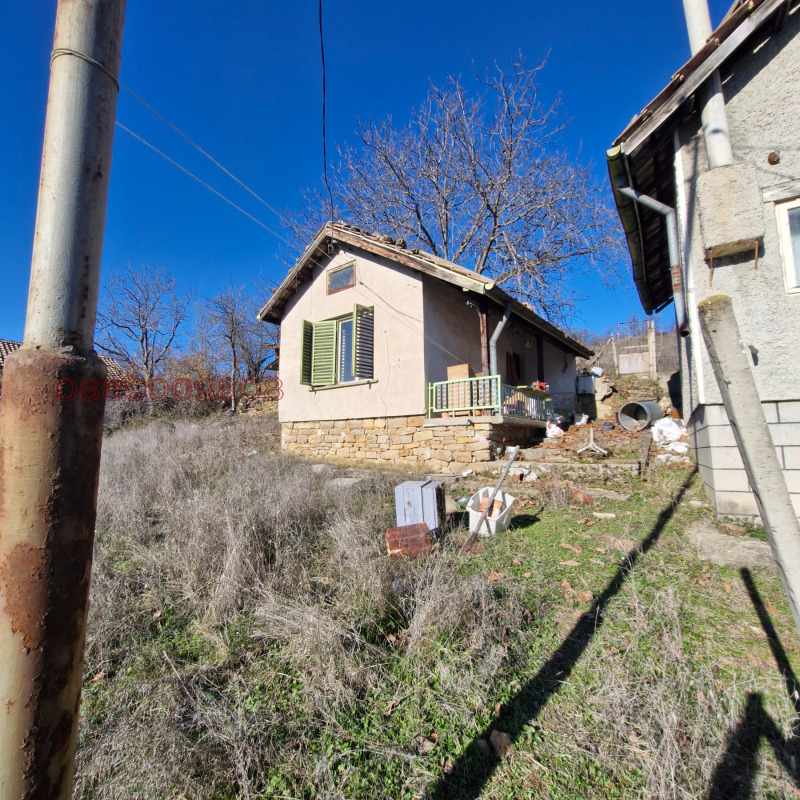 Продава ВИЛА, гр. Дряново, област Габрово