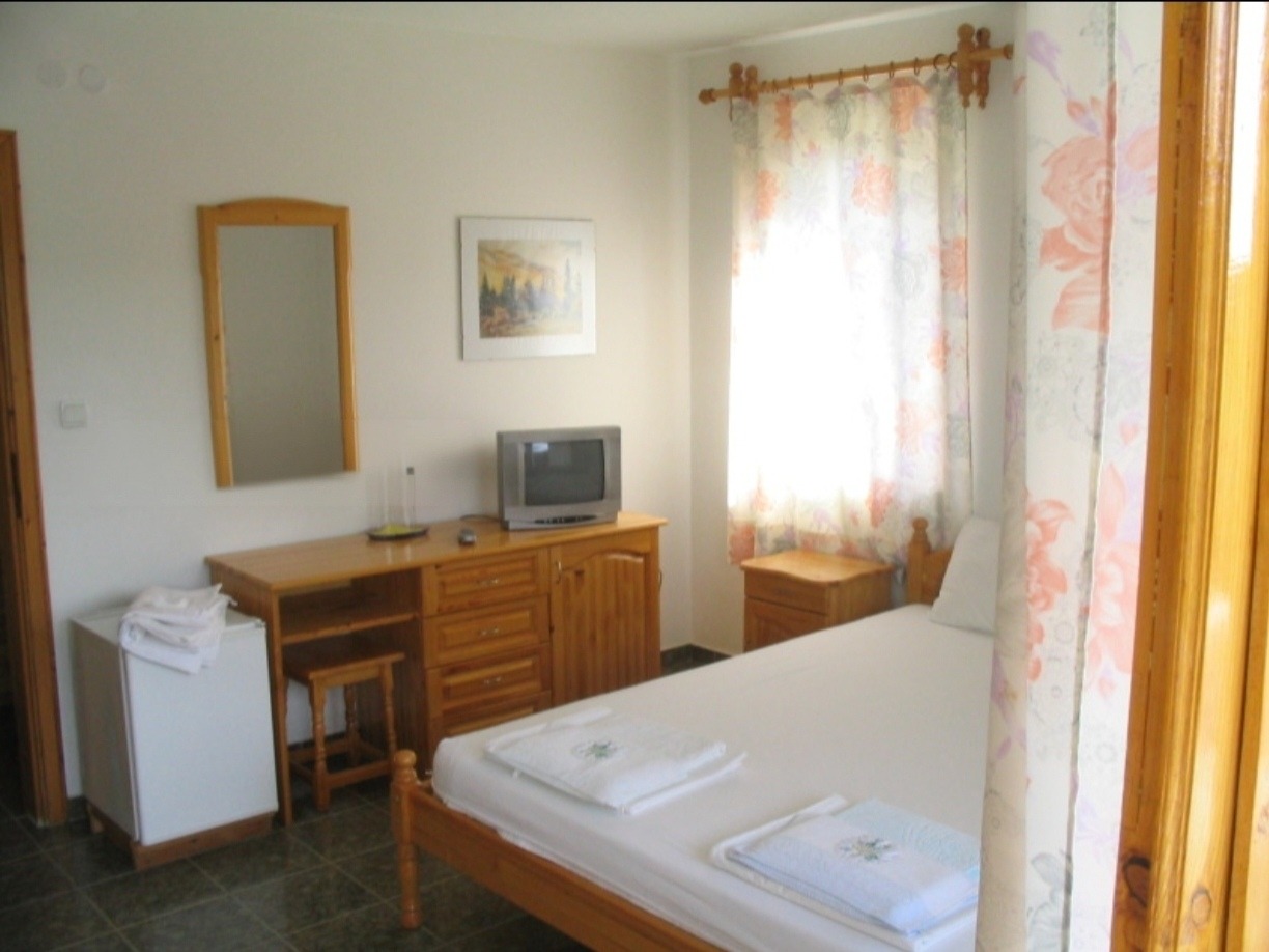 Продава КЪЩА, с. Синеморец, област Бургас, снимка 9 - Къщи - 54141129