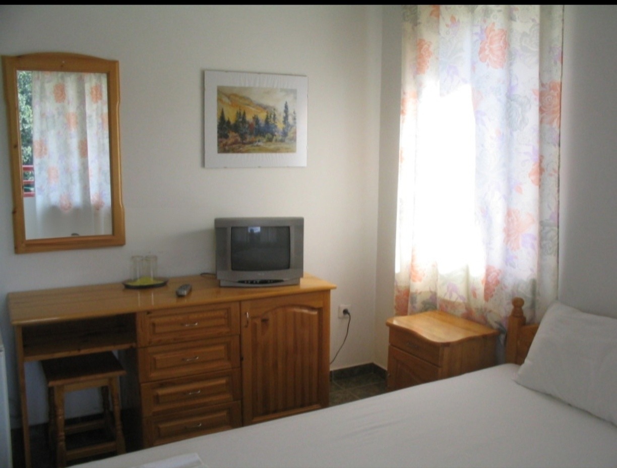 Продава КЪЩА, с. Синеморец, област Бургас, снимка 6 - Къщи - 54141129