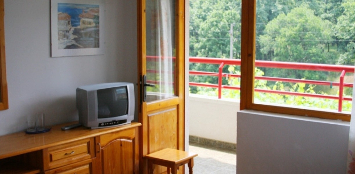 Продава КЪЩА, с. Синеморец, област Бургас, снимка 12 - Къщи - 54141129