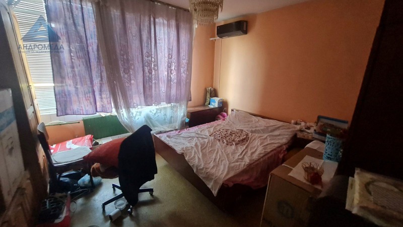 Продается  1 спальня Плевен , Сторгозия , 70 кв.м | 87790148 - изображение [5]