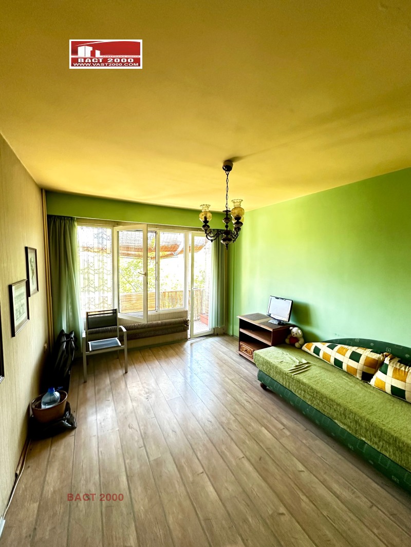 Продава  2-стаен град София , Красно село , 60 кв.м | 11606698