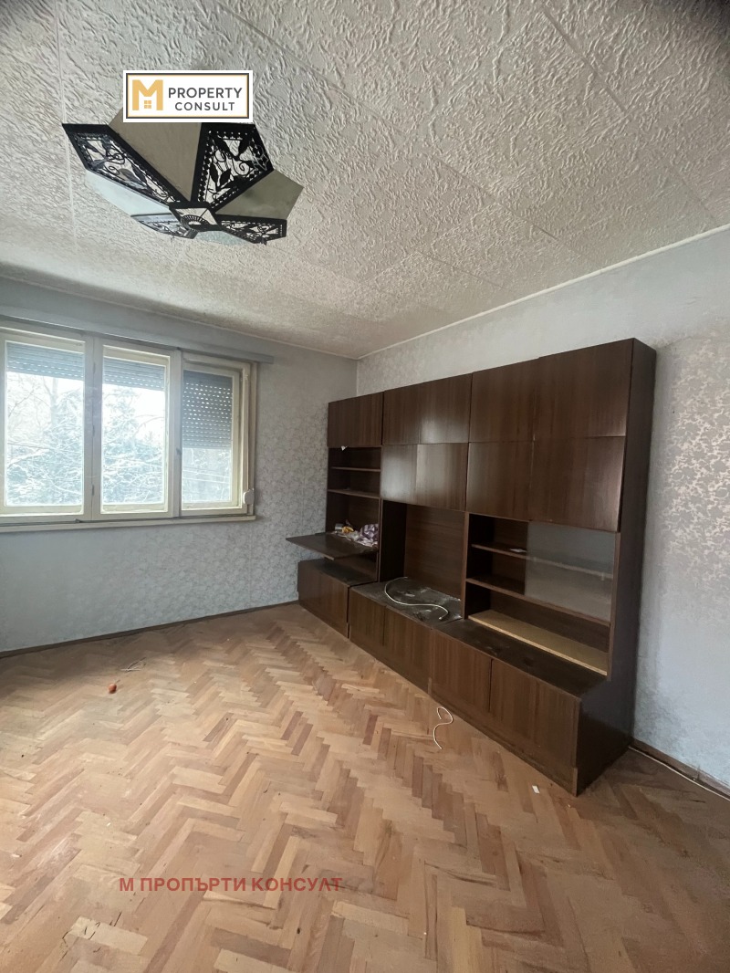 Продава ЕТАЖ ОТ КЪЩА, гр. Плевен, Широк център, снимка 8 - Етаж от къща - 53033254