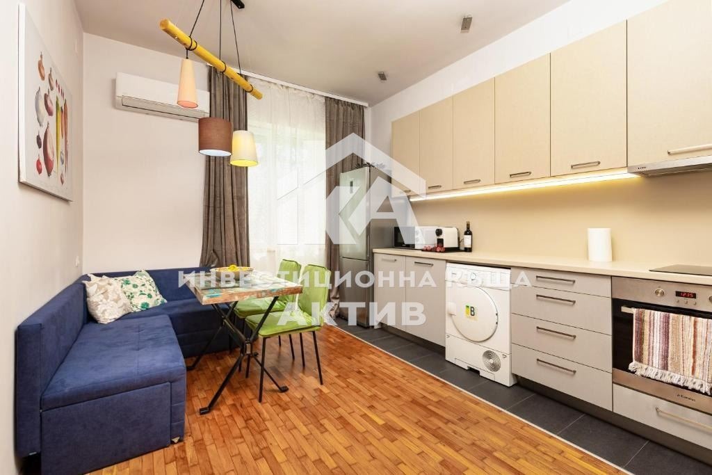 Продава 3-СТАЕН, гр. Пловдив, Център, снимка 4 - Апартаменти - 54631011