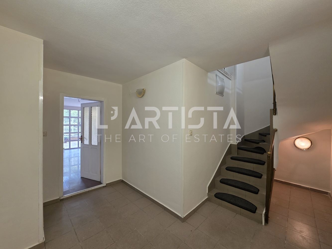 Продава МНОГОСТАЕН, гр. София, Дианабад, снимка 10 - Апартаменти - 55737739