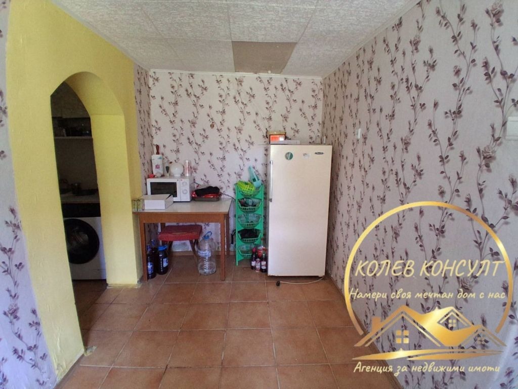 Продава КЪЩА, с. Бряст, област Хасково, снимка 4 - Къщи - 55632438