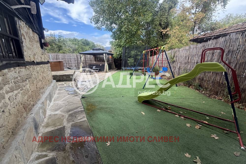 Продава КЪЩА, с. Медвен, област Сливен, снимка 5 - Къщи - 56116698