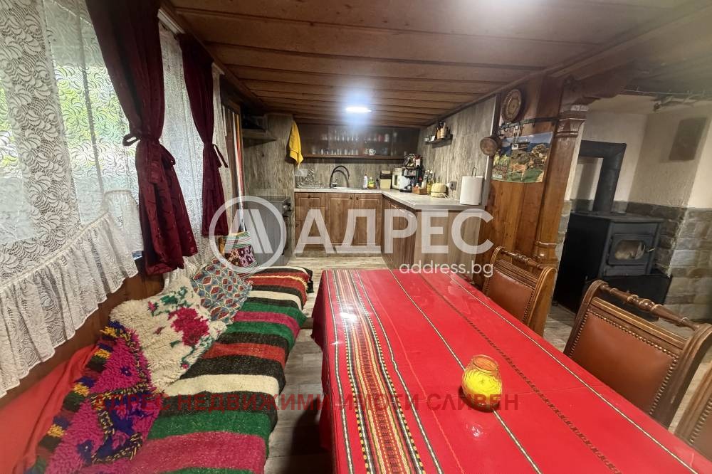Продава КЪЩА, с. Медвен, област Сливен, снимка 9 - Къщи - 56116698