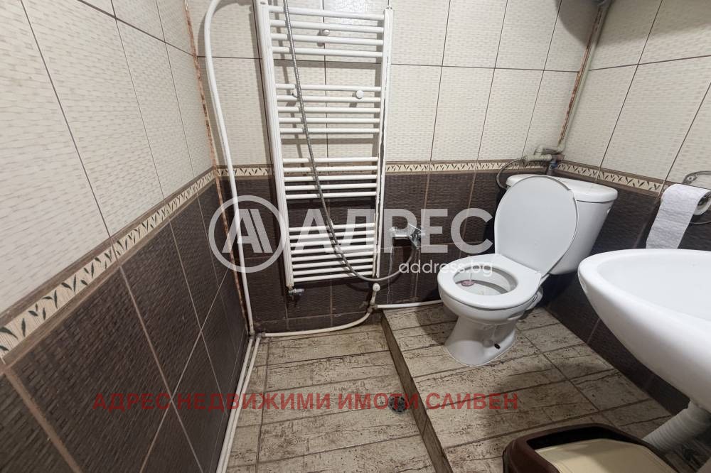 Продава КЪЩА, с. Медвен, област Сливен, снимка 11 - Къщи - 56116698