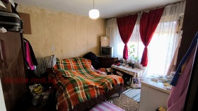 3 makuuhuonetta Vazraždane, Ruse 8