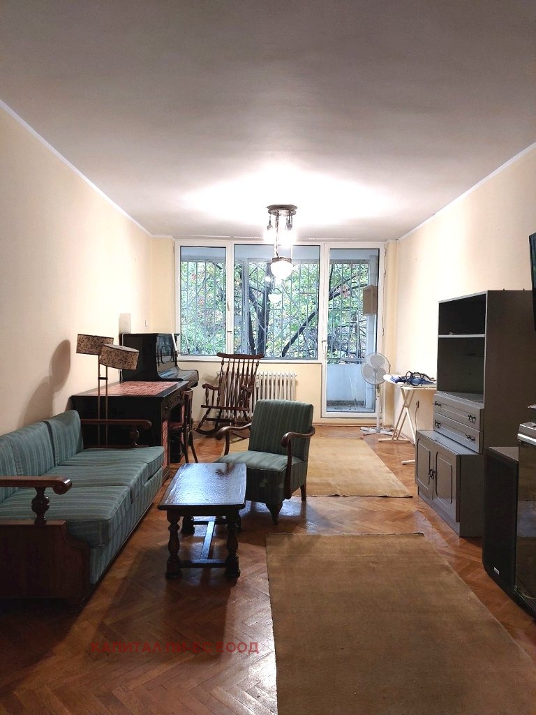 Продава 3-СТАЕН, гр. София, Лагера, снимка 3 - Апартаменти - 54069689