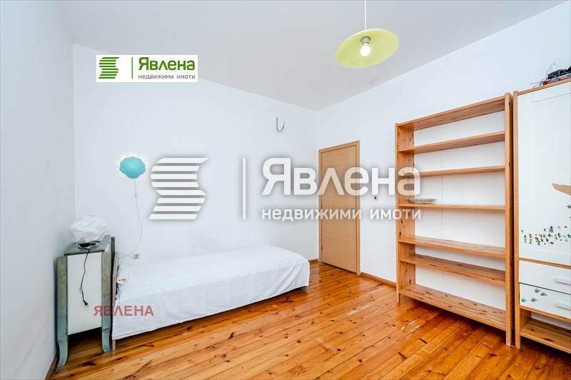 Продава 4-СТАЕН, гр. София, Център, снимка 11 - Aпартаменти - 48299742