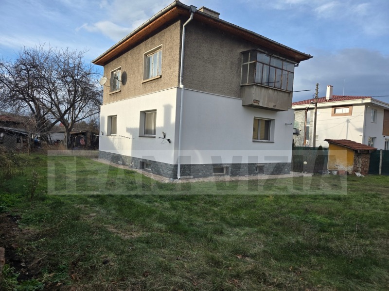 Продава КЪЩА, гр. София, Модерно предградие