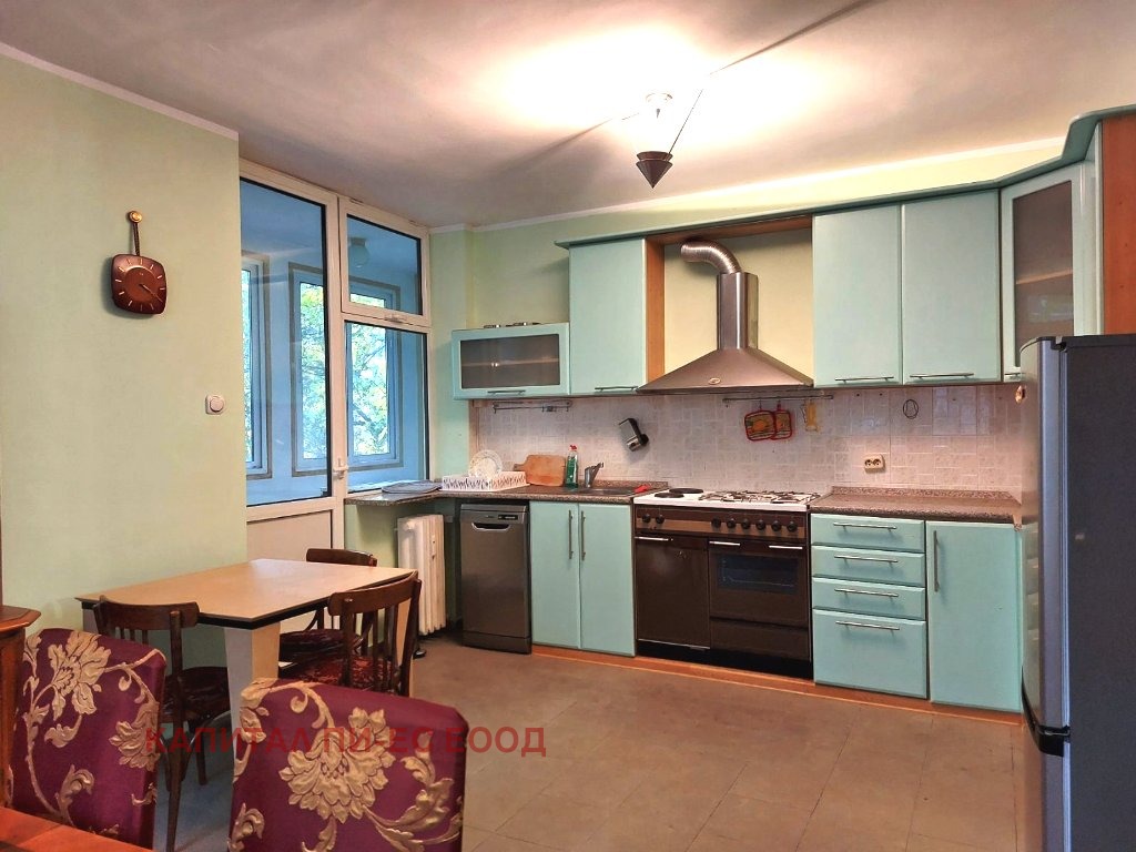 Продава 3-СТАЕН, гр. София, Лагера, снимка 11 - Апартаменти - 54069689