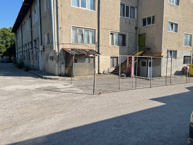 Продава СКЛАД в град Шумен, Тракия - 112 кв.м / 120 000 € » 234 699.60 лв., АДРЕС НЕДВИЖИМИ ИМОТИ - КАНТОРА ШУМЕН
