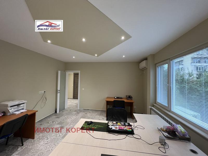 Eladó  3+ hálószoba Sofia , Iztok , 160 négyzetméter | 86273239 - kép [5]