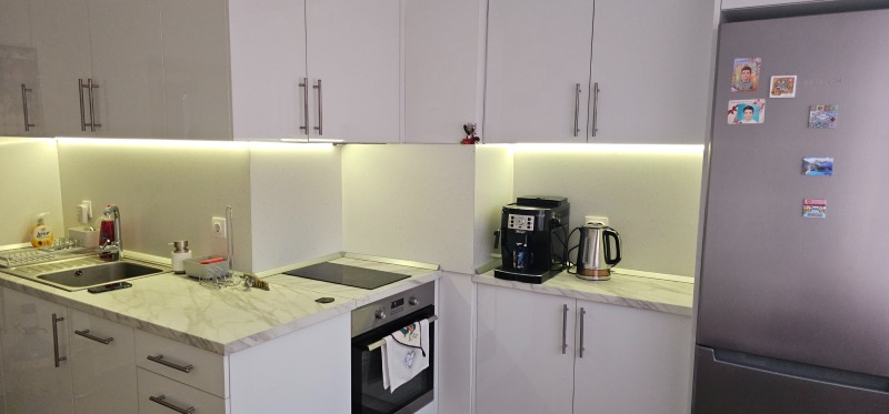 Продава  3-стаен град Перник , Изток , 80 кв.м | 22581806 - изображение [6]