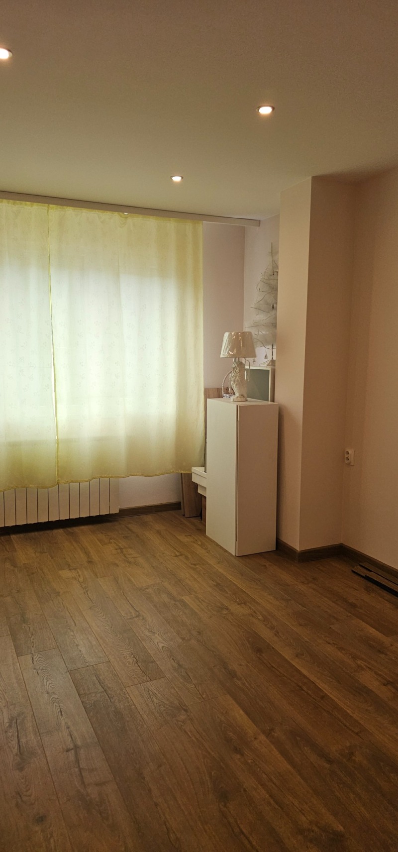 Продава  3-стаен град Перник , Изток , 80 кв.м | 22581806 - изображение [9]