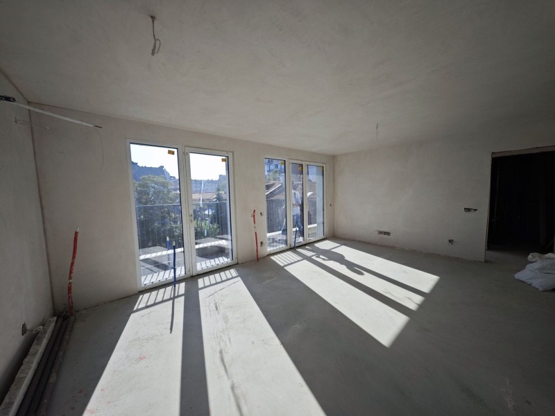 Na prodej  3 ložnice Sofia , Centar , 150 m2 | 88496301 - obraz [2]