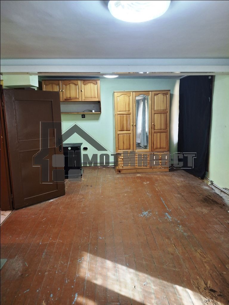 Продава ЕТАЖ ОТ КЪЩА, гр. Ямбол, Боровец, снимка 8 - Етаж от къща - 52639781