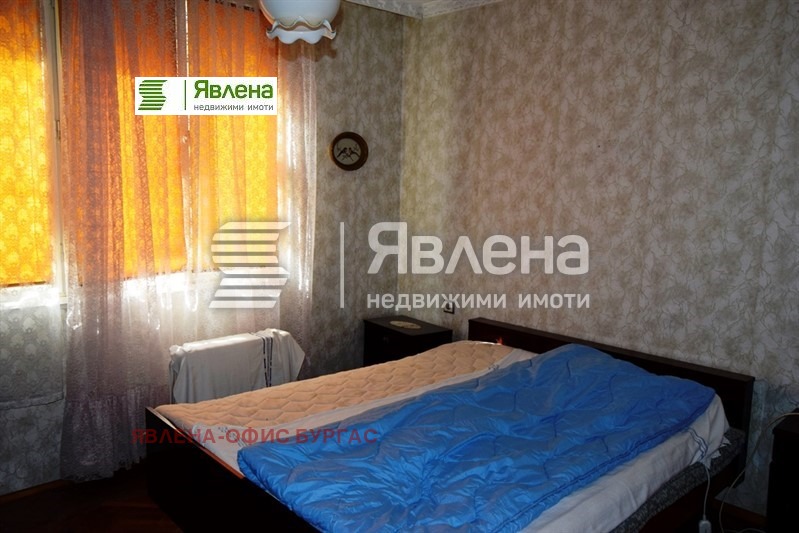 Продава КЪЩА, гр. Поморие, област Бургас, снимка 9 - Къщи - 49319492