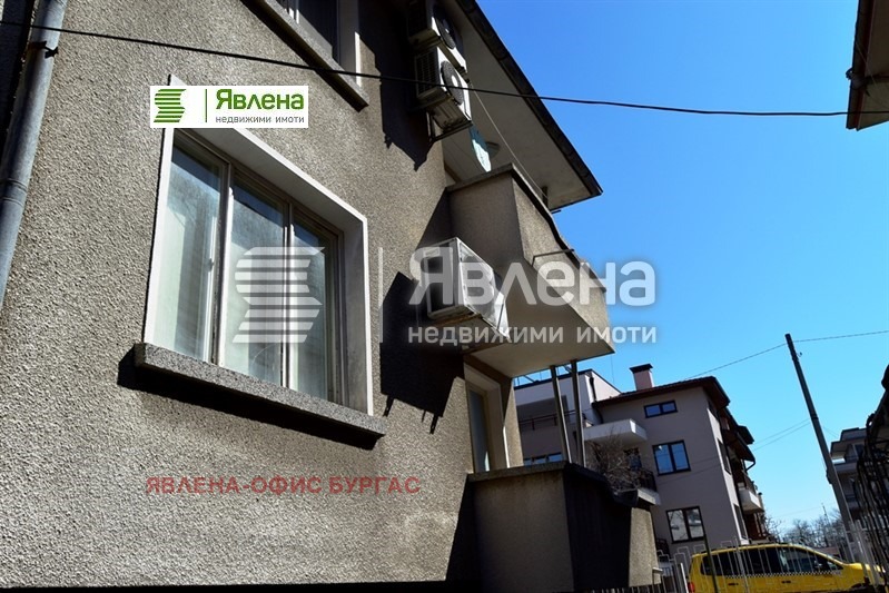 Продава КЪЩА, гр. Поморие, област Бургас, снимка 3 - Къщи - 49319492