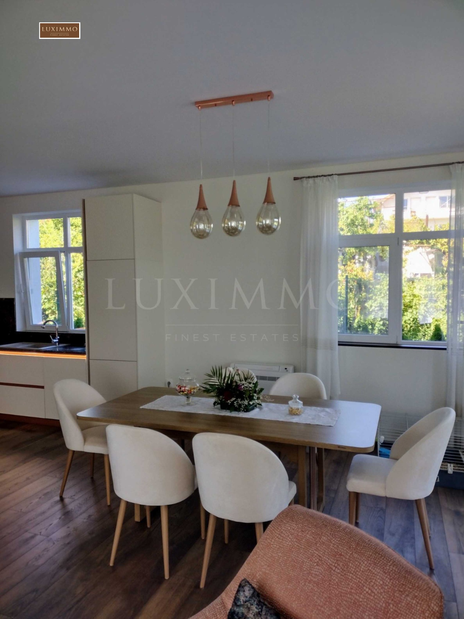 Продава КЪЩА, гр. Варна, м-т Ален мак, снимка 2 - Къщи - 43643250
