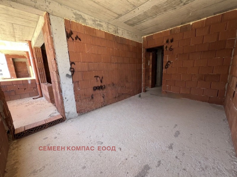 Продава 2-СТАЕН, гр. Пловдив, Остромила, снимка 3 - Апартаменти - 52614033