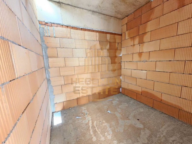 Продава 4-СТАЕН, гр. Варна, Цветен квартал, снимка 10 - Апартаменти - 52415815