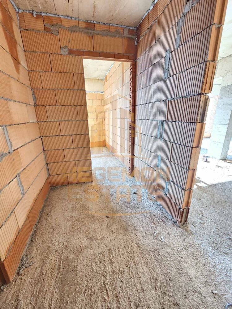 Продава 4-СТАЕН, гр. Варна, Цветен квартал, снимка 6 - Апартаменти - 52415815