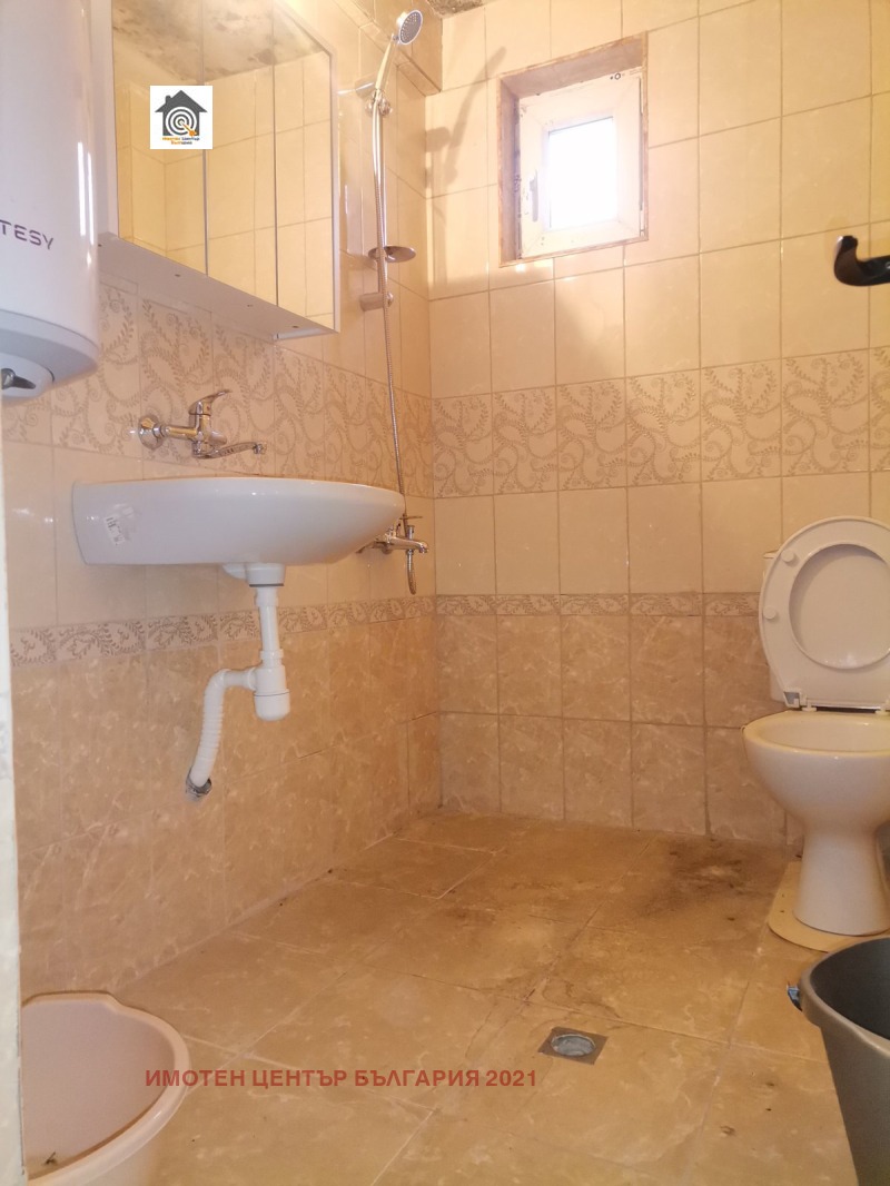 Продава КЪЩА, гр. Батановци, област Перник, снимка 14 - Къщи - 52375970