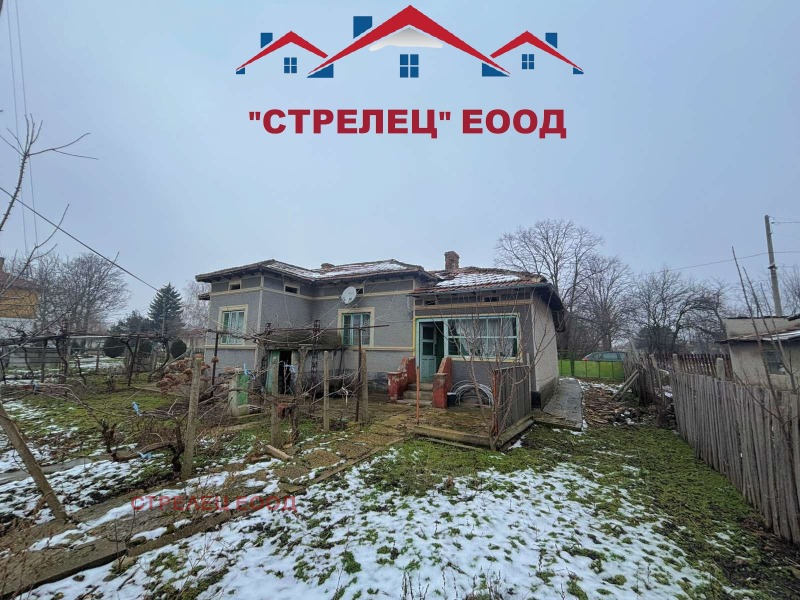 Продава КЪЩА, с. Божурово, област Добрич