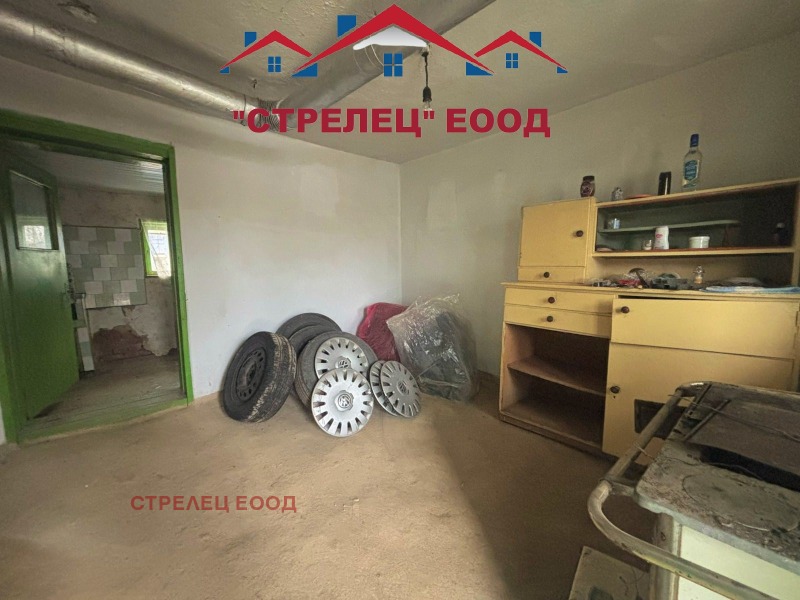 Продава КЪЩА, с. Божурово, област Добрич, снимка 3 - Къщи - 53270643