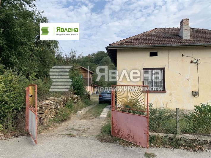Продава КЪЩА, с. Равнище, област София област, снимка 5 - Къщи - 55744817