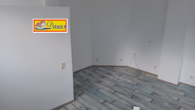 Zu verkaufen  Geschäft Wraza , Zentar , 77 qm | 44409549 - Bild [2]