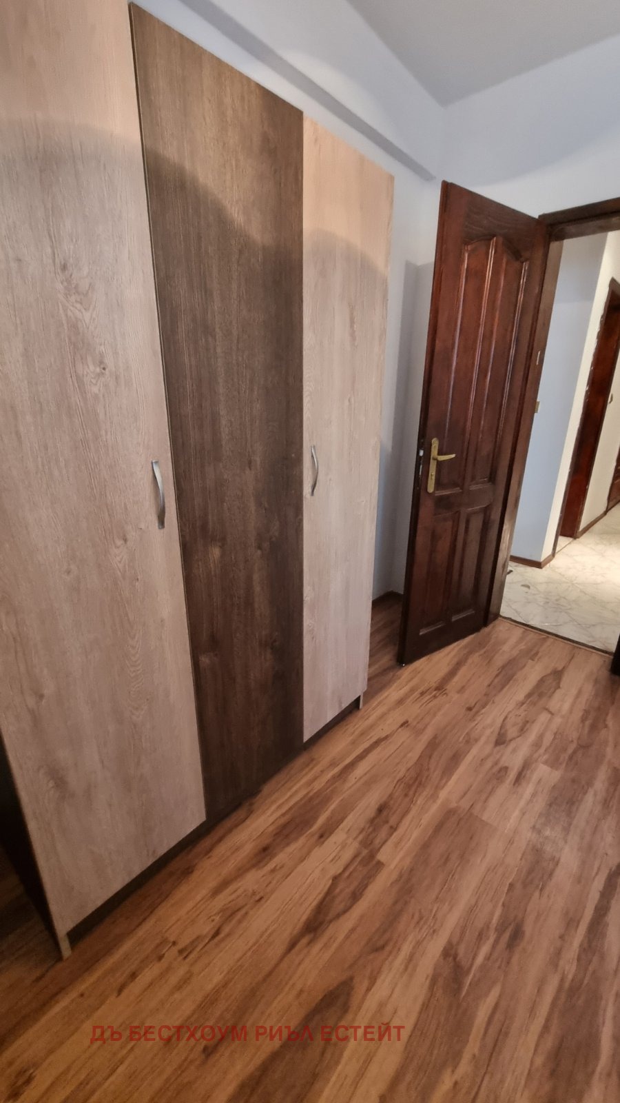 Продава МНОГОСТАЕН, гр. Варна, Левски 1, снимка 2 - Апартаменти - 51917485