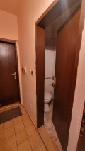 Продава МНОГОСТАЕН, град Варна, Левски 1 • 249000 € / 487001.67 лв. • 52210234 5