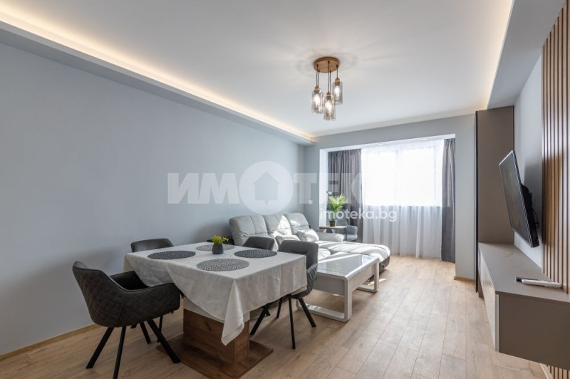 Продава 3-СТАЕН, гр. Варна, Център, снимка 3 - Апартаменти - 52409182