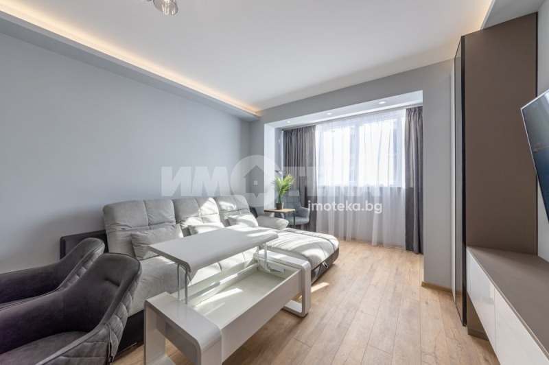 Продава 3-СТАЕН, гр. Варна, Център, снимка 4 - Апартаменти - 52409182