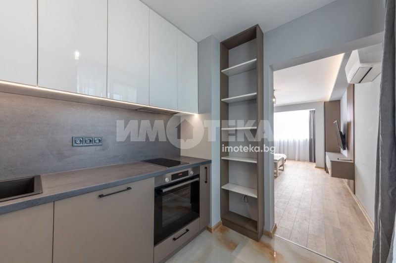 Продава 3-СТАЕН, гр. Варна, Център, снимка 5 - Апартаменти - 52409182