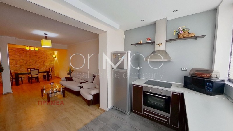 Продава 3-СТАЕН, гр. Бургас, Възраждане, снимка 2 - Апартаменти - 53033808