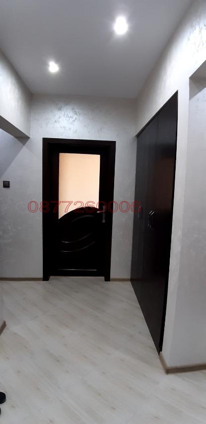 Продава 3-СТАЕН, гр. Кърджали, Център, снимка 2 - Апартаменти - 53159607