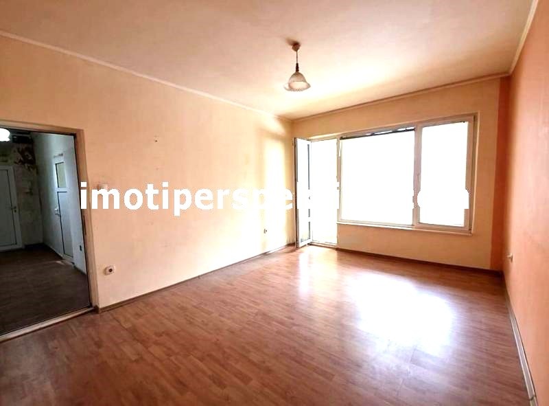 Продава 3-СТАЕН, гр. Пловдив, Кючук Париж