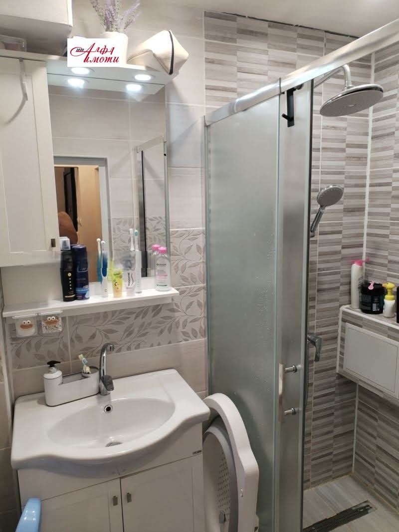 Продава 4-СТАЕН, гр. Шумен, Добруджански, снимка 6 - Апартаменти - 53981537